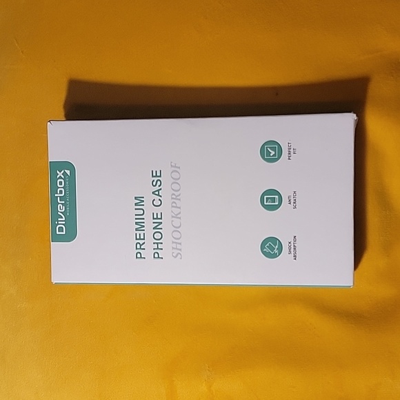 Phone case - Picture 4 of 5